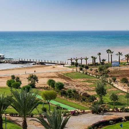 Thalssa Beach Cyprus 2 Bedroom Apartment *