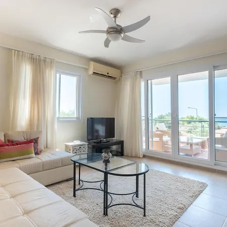 Apartment Thalssa Beach Cyprus 2 Bedroom